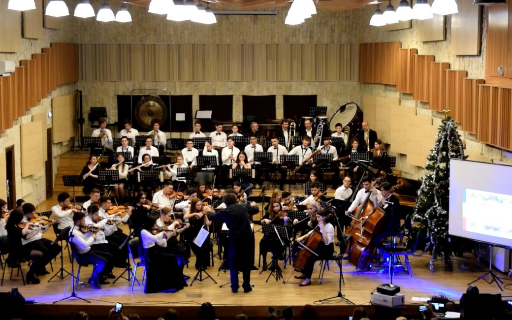 Concert de Crăciun decembrie 2018 Colegiul ”Carmen Sylva” Ploiești